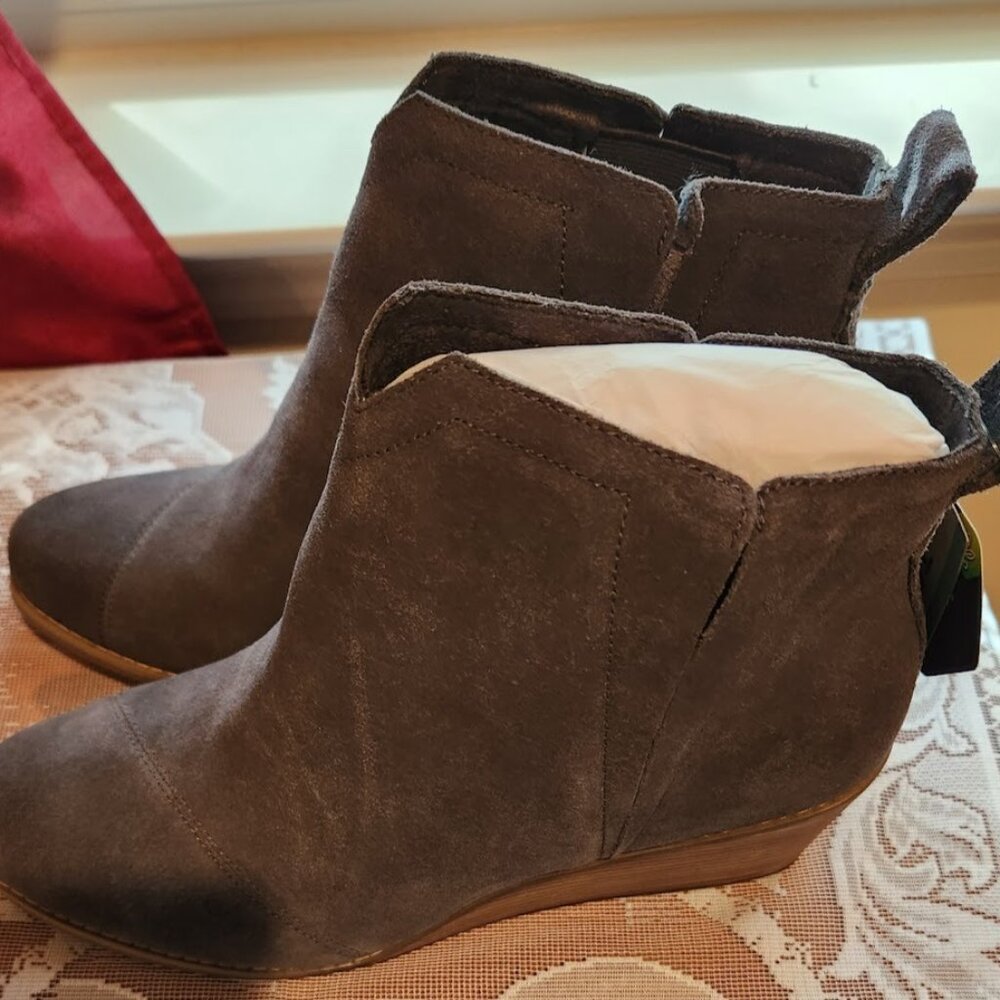 Toms Brown Suede Wedge Ankle Boots